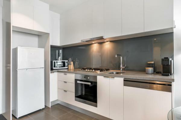 Experience Platinum Hotel Apartments Melbourne Zewnętrze zdjęcie